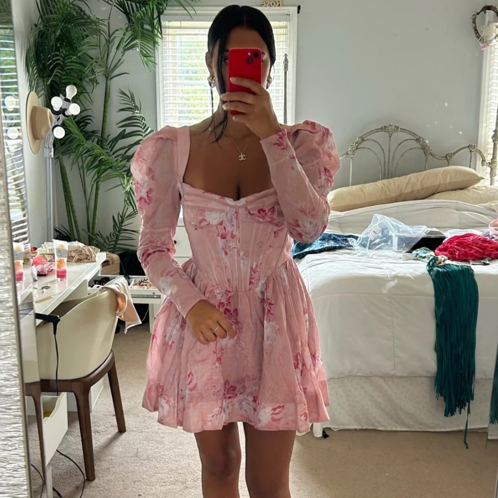 NWT Bardot EVERMORE FLORAL MINI DRESS IN SOFT PINK floral